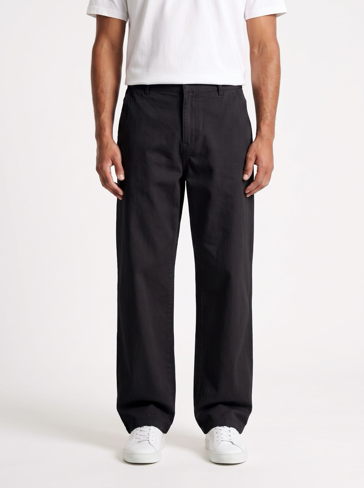 Relaxed pants with elastic waist and jeans-like look — Black