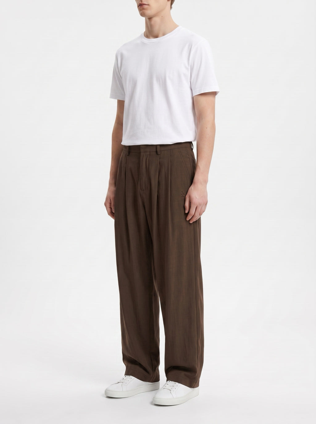 Relaxed Embroidered Wide-Leg Pants — Brown — three-quarter view